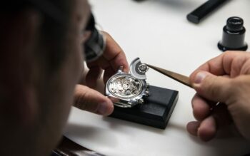 Melchers Group and SAVinsight join forces to set-up an accredited service center for watches and jewelry in Shanghai